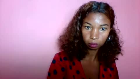 Snapshot of sisybelle chatting on 07/20/26, 10:39 sisybelle online show from 07/20/26, 10:39