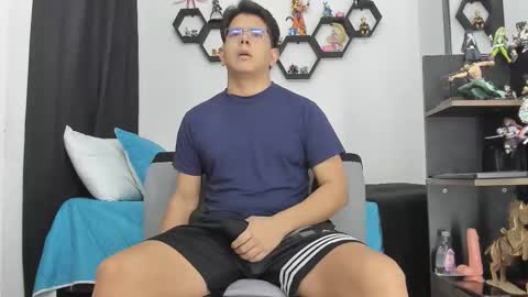 Siul Thompson online show from 12/05/25, 11:41