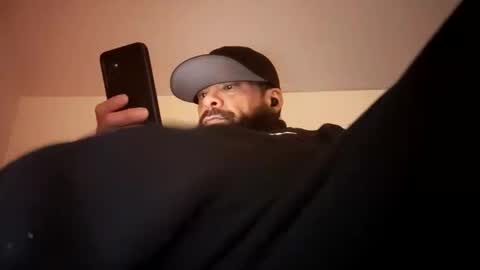 Snapshot of six_23 chatting on 11/25/25, 04:01 Sixxx online show from 11/25/25, 04:01