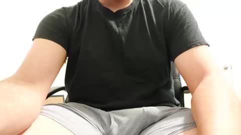 sixinchsolo online show from 11/05/25, 04:12