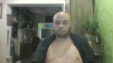 sixten19795 online show from 11/24/25, 06:07