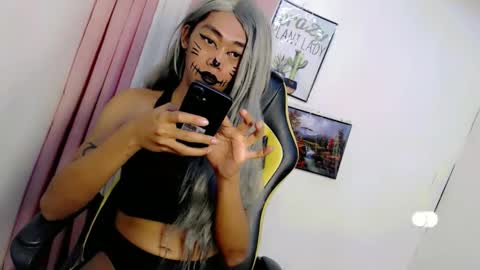 Sizka online show from 10/31/25, 05:14