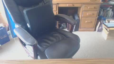 Snapshot of sjbottomboi chatting on 03/10/25, 06:56 sjbottomboi online show from 03/10/25, 06:56