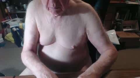 Snapshot of sjbottomboi chatting on 09/23/25, 03:04 sjbottomboi online show from 09/23/25, 03:04