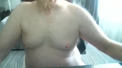 Snapshot of sjbottomboi chatting on 06/01/26, 03:47 sjbottomboi online show from 06/01/26, 03:47