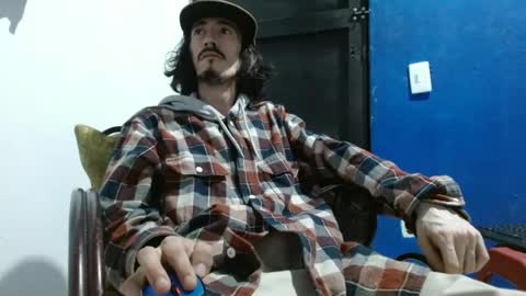 sk8sir online show from 06/22/26, 04:20