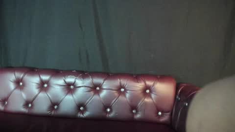 Snapshot of skarlet_miller_ chatting on 11/25/25, 11:10 SKARLET online show from 11/25/25, 11:10