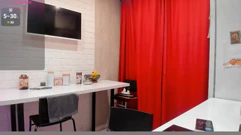 Snapshot of skarlettforeve chatting on 02/12/25, 07:55 skarlett online show from 02/12/25, 07:55