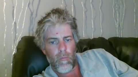 Snapshot of skataz89999 chatting on 11/14/25, 05:11 AJAY online show from 11/14/25, 05:11