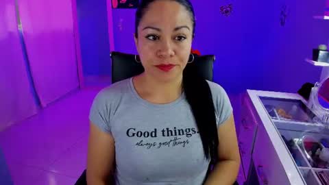 Snapshot of skater_gal chatting on 06/30/26, 08:32 susan ramires online show from 06/30/26, 08:32