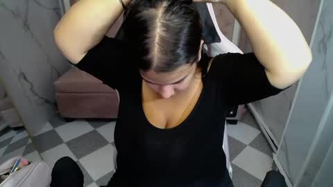 Skarlet online show from 04/30/26, 12:22