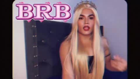 Snapshot of skhylar777 chatting on 10/11/25, 11:03 Brithany Williams online show from 10/11/25, 11:03