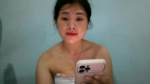 Snapshot of skie1111 chatting on 06/19/26, 05:45 Shie online show from 06/19/26, 05:45