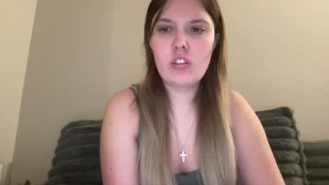 Snapshot of skiimaskabby chatting on 02/18/26, 04:30 skiimaskabby online show from 02/18/26, 04:30