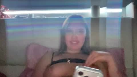 Snapshot of skiimaskabby chatting on 02/25/26, 08:02 skiimaskabby online show from 02/25/26, 08:02