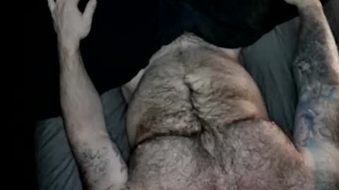 Snapshot of skimaskedbeef chatting on 03/16/26, 09:35 BEEF online show from 03/16/26, 09:35