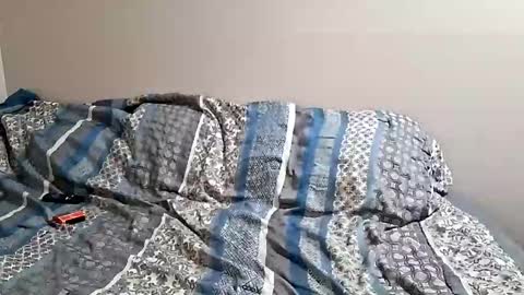 Snapshot of skiniminitits chatting on 02/18/26, 03:24 Skiniminitits online show from 02/18/26, 03:24