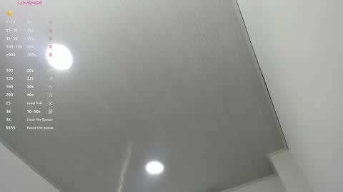 Snapshot of skinny_ariadna chatting on 09/17/25, 11:34 Ariadna online show from 09/17/25, 11:34