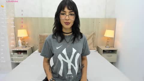 Emily Rojas online show from 09/10/25, 07:36