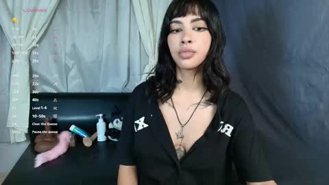 Emily Rojas online show from 05/05/26, 08:39