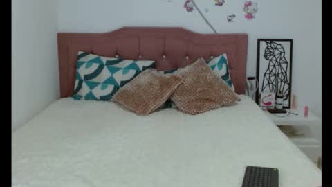 Hailey online show from 01/06/25, 08:24