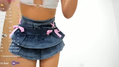 Snapshot of skinny_isabela chatting on 01/19/25, 11:23 Isabela online show from 01/19/25, 11:23