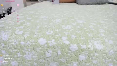 Snapshot of skinny_isabela chatting on 02/14/25, 02:33 Isabela online show from 02/14/25, 02:33