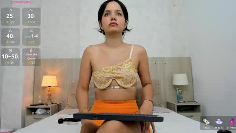 Snapshot of skinny_isabela chatting on 11/16/25, 11:27 Isabela online show from 11/16/25, 11:27