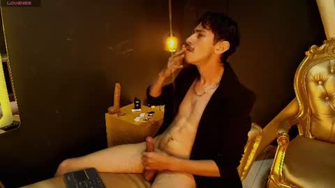 Snapshot of skinny_jean_ chatting on 07/11/26, 04:48 skinny jean online show from 07/11/26, 04:48