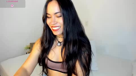 Snapshot of skinny_loren chatting on 02/17/26, 03:14 Loren Moreno online show from 02/17/26, 03:14