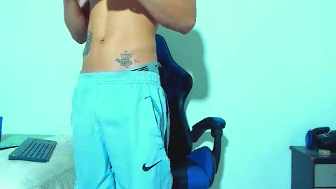 skinny marked online show from 11/19/25, 04:40