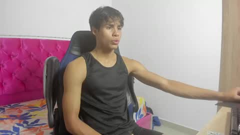 sam online show from 05/04/26, 03:24