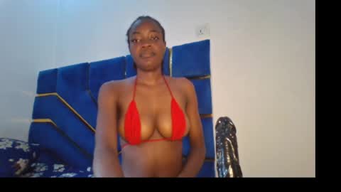 Snapshot of skinnyasssexyboobs chatting on 03/25/26, 04:24 skinnyasssexyboobs online show from 03/25/26, 04:24