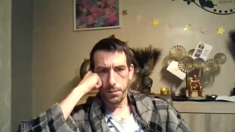 Snapshot of skinnybigcock2 chatting on 01/02/25, 04:20 SkinnyBigCock2 online show from 01/02/25, 04:20