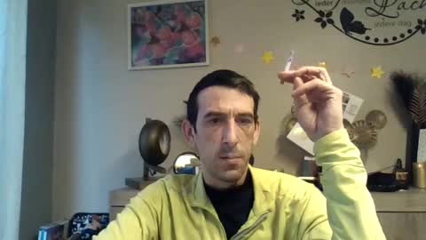 Snapshot of skinnybigcock2 chatting on 01/14/25, 07:59 SkinnyBigCock2 online show from 01/14/25, 07:59