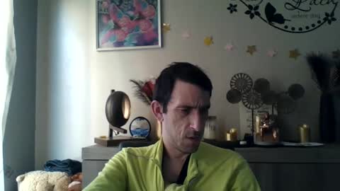 Snapshot of skinnybigcock2 chatting on 03/05/25, 02:12 SkinnyBigCock2 online show from 03/05/25, 02:12