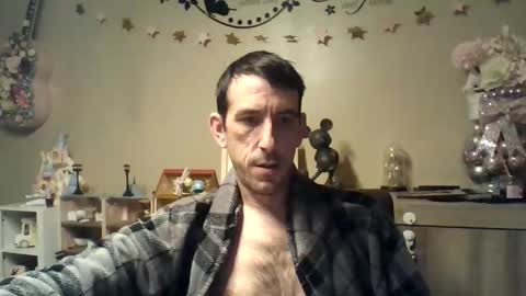Snapshot of skinnybigcock2 chatting on 01/10/26, 06:26 SkinnyBigCock2 online show from 01/10/26, 06:26