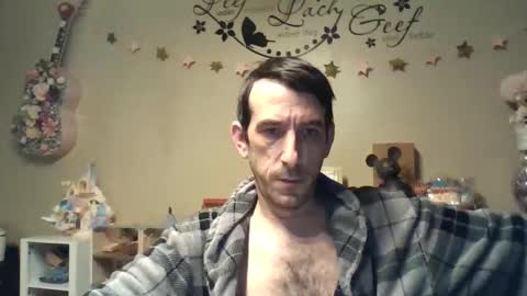 Snapshot of skinnybigcock2 chatting on 02/22/26, 04:24 SkinnyBigCock2 online show from 02/22/26, 04:24