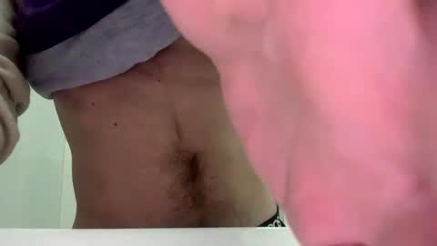 Snapshot of skinnybigdk chatting on 01/03/25, 05:20 skinnybigdk online show from 01/03/25, 05:20