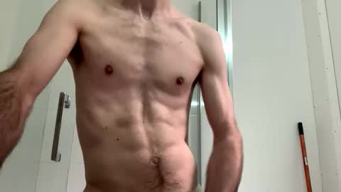 Snapshot of skinnybigdk chatting on 11/28/25, 10:51 skinnybigdk online show from 11/28/25, 10:51