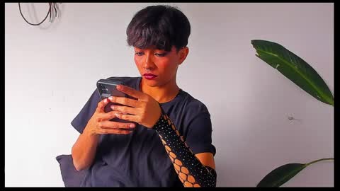 Snapshot of skinnybody_ chatting on 04/09/26, 04:56 skinnybody_ online show from 04/09/26, 04:56