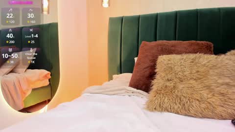 Mila online show from 12/26/24, 06:33