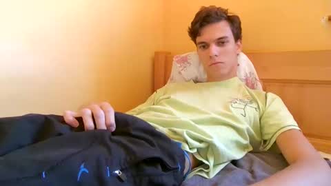 Snapshot of skinnyfit8 chatting on 10/20/25, 10:16 bigdihhhhh online show from 10/20/25, 10:16