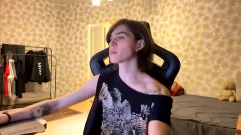 skinnyfitboi online show from 04/29/26, 06:14