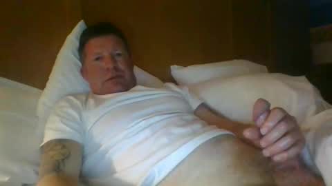 Snapshot of skinnymeat858205 chatting on 03/18/26, 05:10 skinnymeat858205 online show from 03/18/26, 05:10