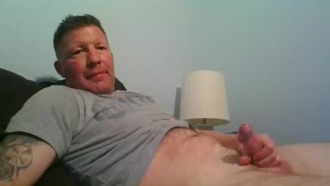 Snapshot of skinnymeat858205 chatting on 03/28/26, 03:28 skinnymeat858205 online show from 03/28/26, 03:28