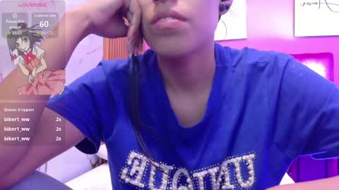 Snapshot of skinnyneighbour_ chatting on 04/23/26, 02:57 Karla online show from 04/23/26, 02:57