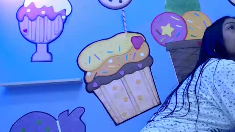 Snapshot of skinnysexzara18 chatting on 02/25/26, 02:10 zarfa online show from 02/25/26, 02:10