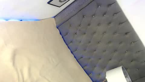 skinnytrans69 online show from 10/25/25, 10:34