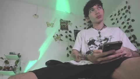 Snapshot of skiny_dann chatting on 04/03/26, 04:54 skiny_dann online show from 04/03/26, 04:54